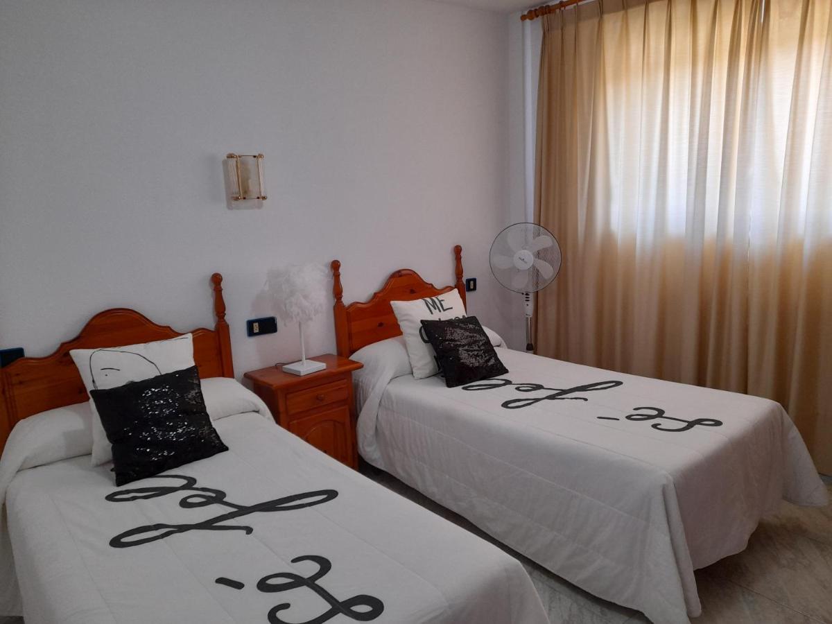 Hostal "Los Chanos El Ruso" Галенде Экстерьер фото